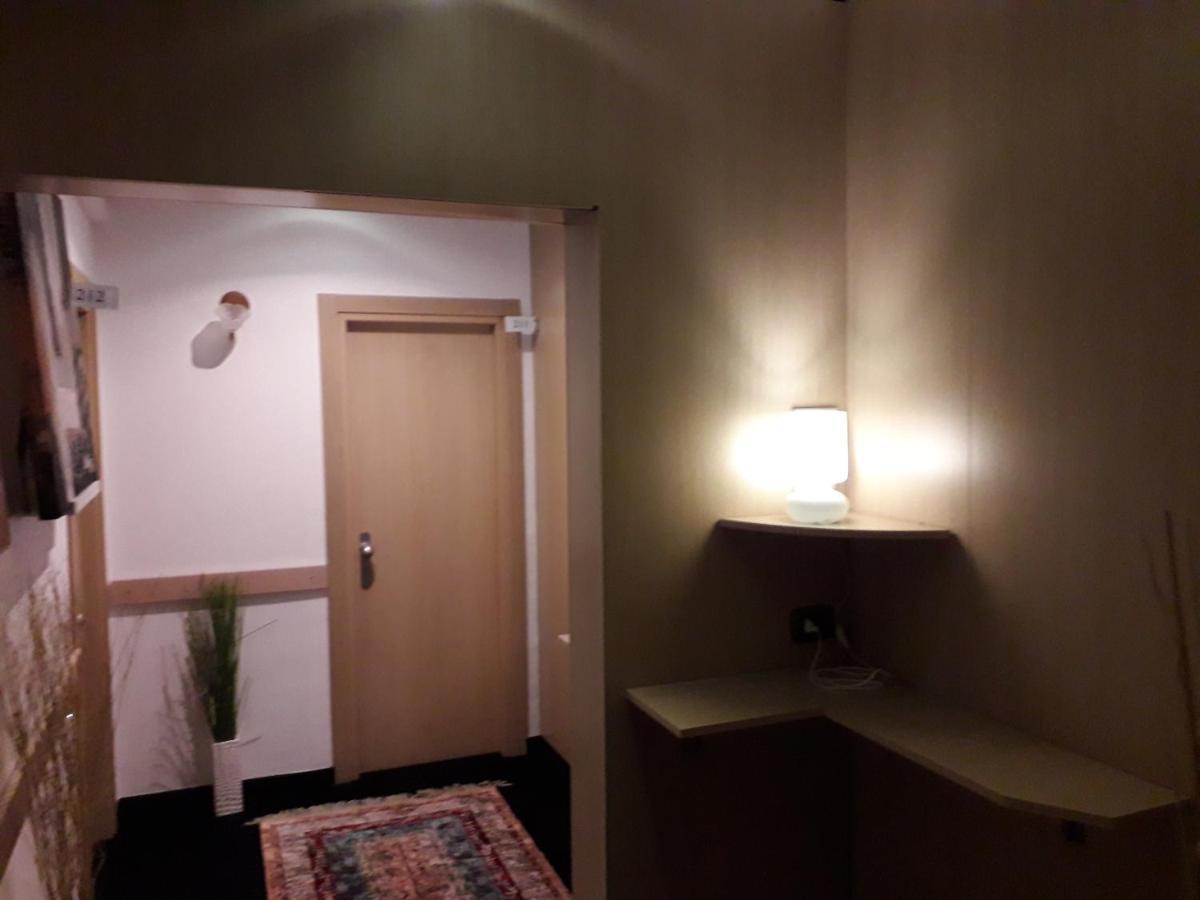 Hotel Vittoriano Torino Kültér fotó
