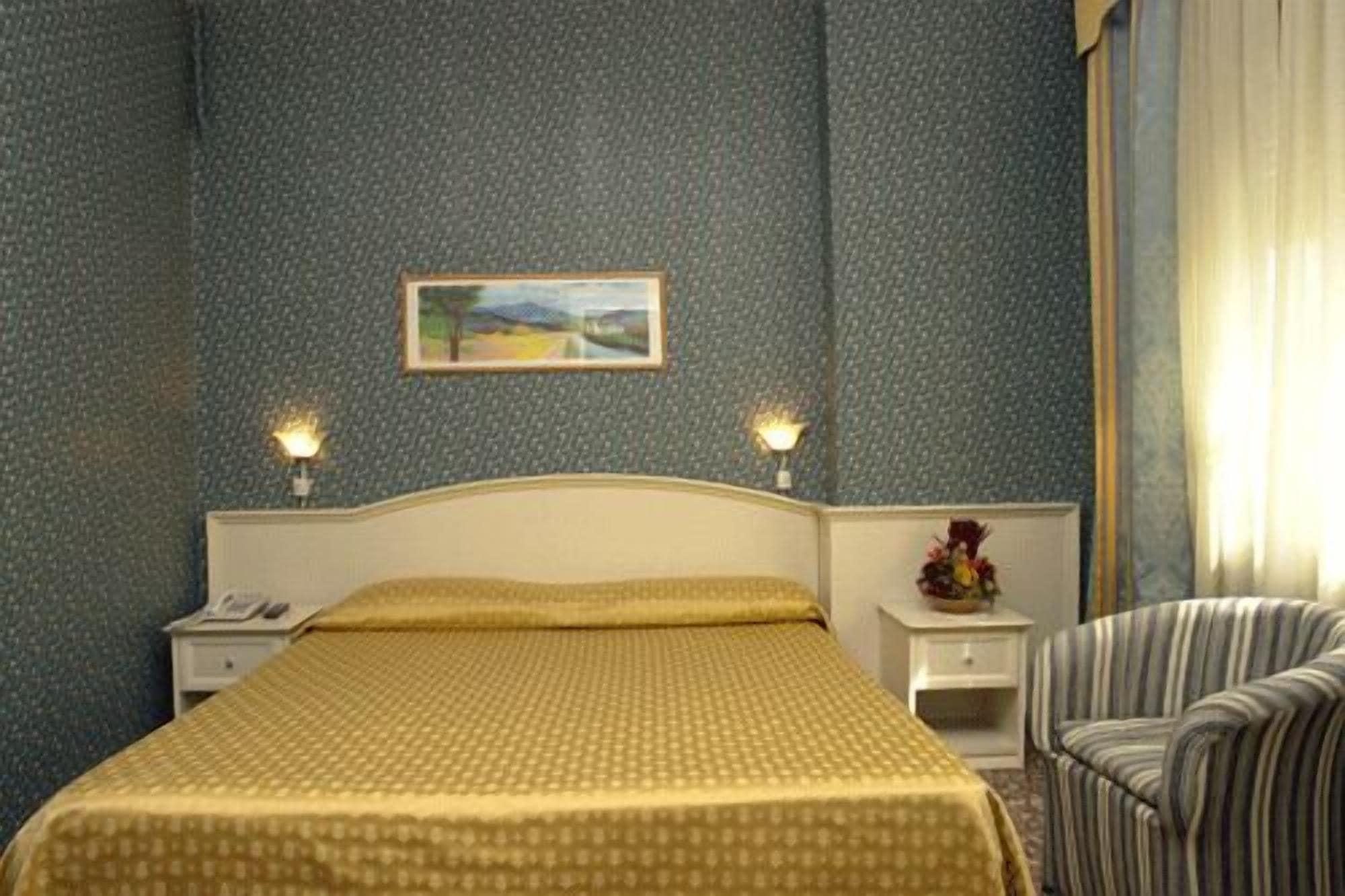 Hotel Vittoriano Torino Kültér fotó