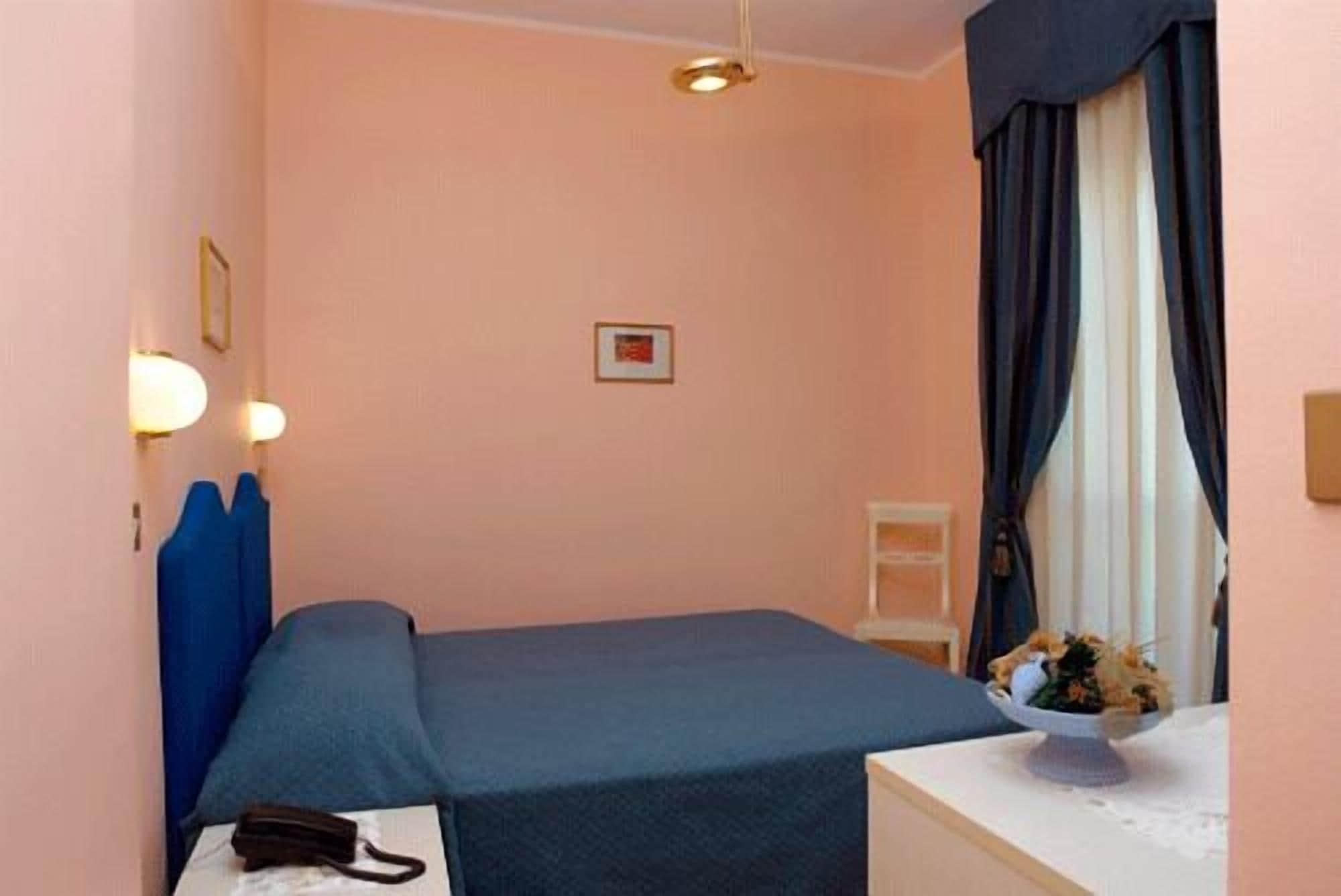 Hotel Vittoriano Torino Kültér fotó