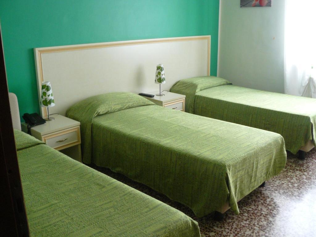 Hotel Vittoriano Torino Szoba fotó