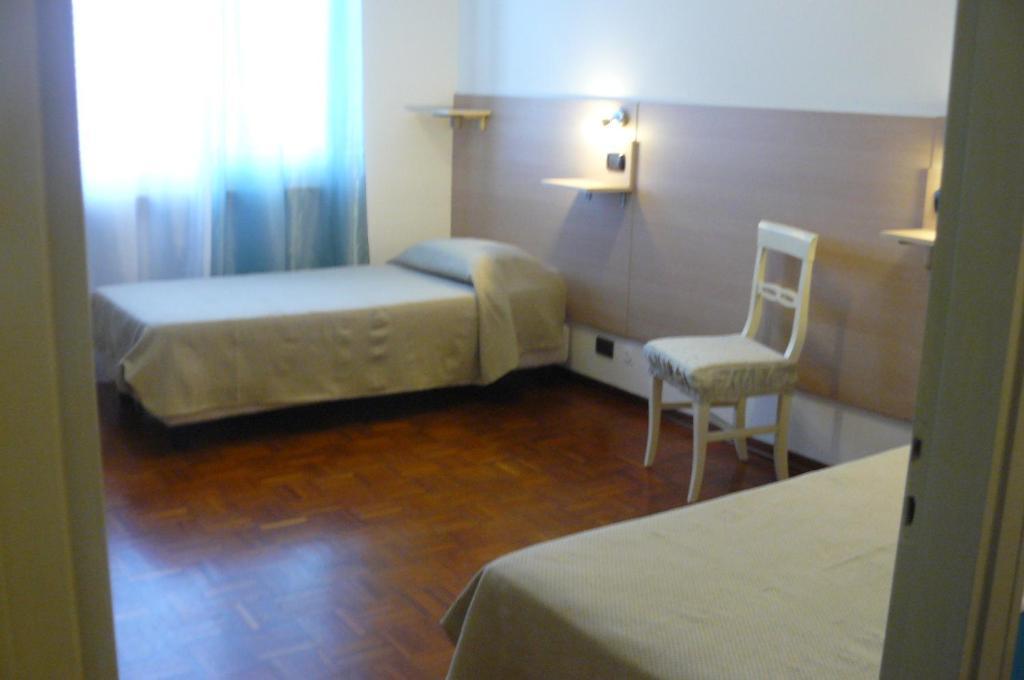 Hotel Vittoriano Torino Szoba fotó